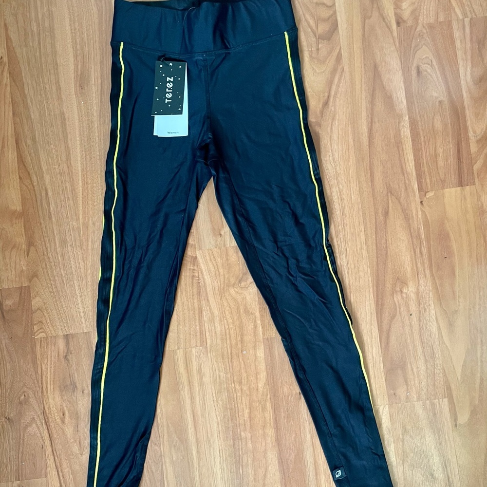 TEREZ leggings Tall band NEW Small